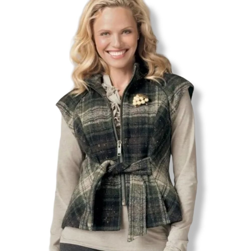Cabi All Tied up plaid wool blend vest size XS